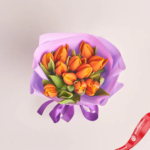 Фото 2: Букет из 11 оранжевых тюльпанов в фиолетовой пленке. Сервис доставки цветов AzaliaNow