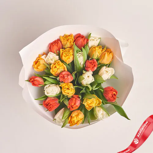 Фото 2: Букет из 15 пионовидных тюльпанов в белой бумаге. Сервис доставки цветов AzaliaNow