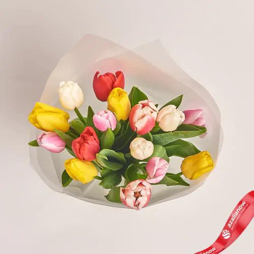 Фото 2: Букет из 15 тюльпанов микс в пленке. Сервис доставки цветов AzaliaNow