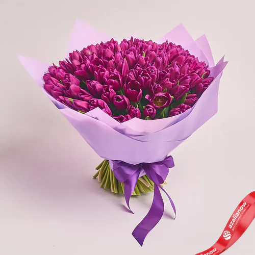 Фото 1: Букет из 101 фиолетового тюльпана в фиолетовой пленке. Сервис доставки цветов AzaliaNow