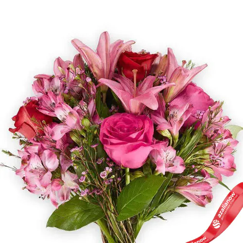 Фото 3: Букет из розовых альстромерий, роз и ваксфловера «Ева». Сервис доставки цветов AzaliaNow