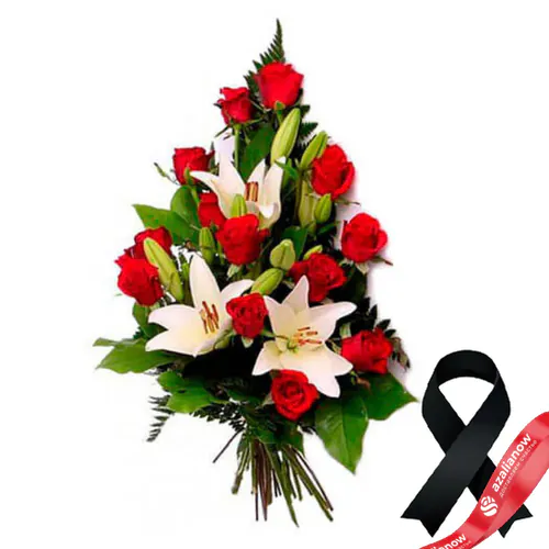 Фото 1: Траурный букет из 14 роз и 3 лилий «Боль утраты». Сервис доставки цветов AzaliaNow
