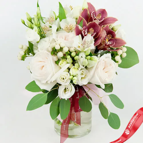Фото 1: Букет из орхидей, роз, альстромерий «Песня сердца». Сервис доставки цветов AzaliaNow