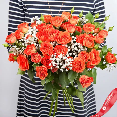 Фото 3: Букет из 7 оранжевых роз и гипсофил «Повод для любви». Сервис доставки цветов AzaliaNow
