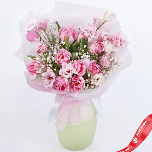 Фото 1: Букет из 9 розовых тюльпанов и 3 белых лизиантусов «Рассвет чувств». Сервис доставки цветов AzaliaNow