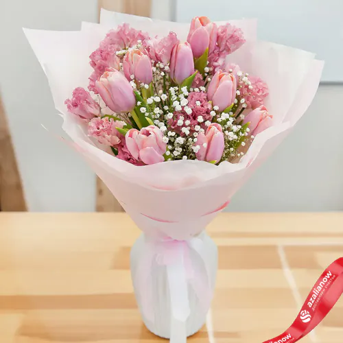 Фото 2: Букет из 9 розовых тюльпанов и 3 белых лизиантусов «Рассвет чувств». Сервис доставки цветов AzaliaNow