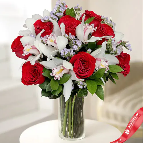 Фото 2: Букет из 9 белых орхидей и 9 красных роз «Роскошный подарок». Сервис доставки цветов AzaliaNow
