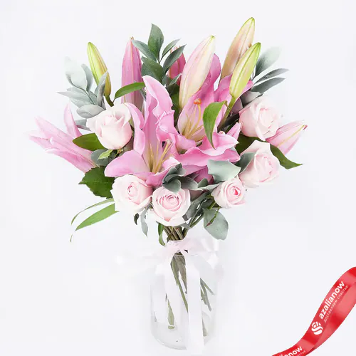 Фото 2: Букет из розовых лилий и роз «Шепот нежности». Сервис доставки цветов AzaliaNow