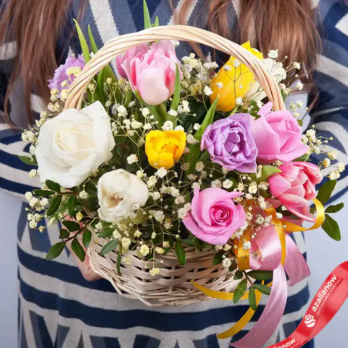 Фото 2: Букет из тюльпанов, роз, гипсофил «Весенняя песня». Сервис доставки цветов AzaliaNow