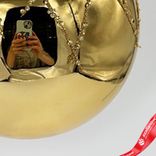 Маленькое фото 5: Украшение подвесное «Шар с глиттером» (пластик), D15см, золотой